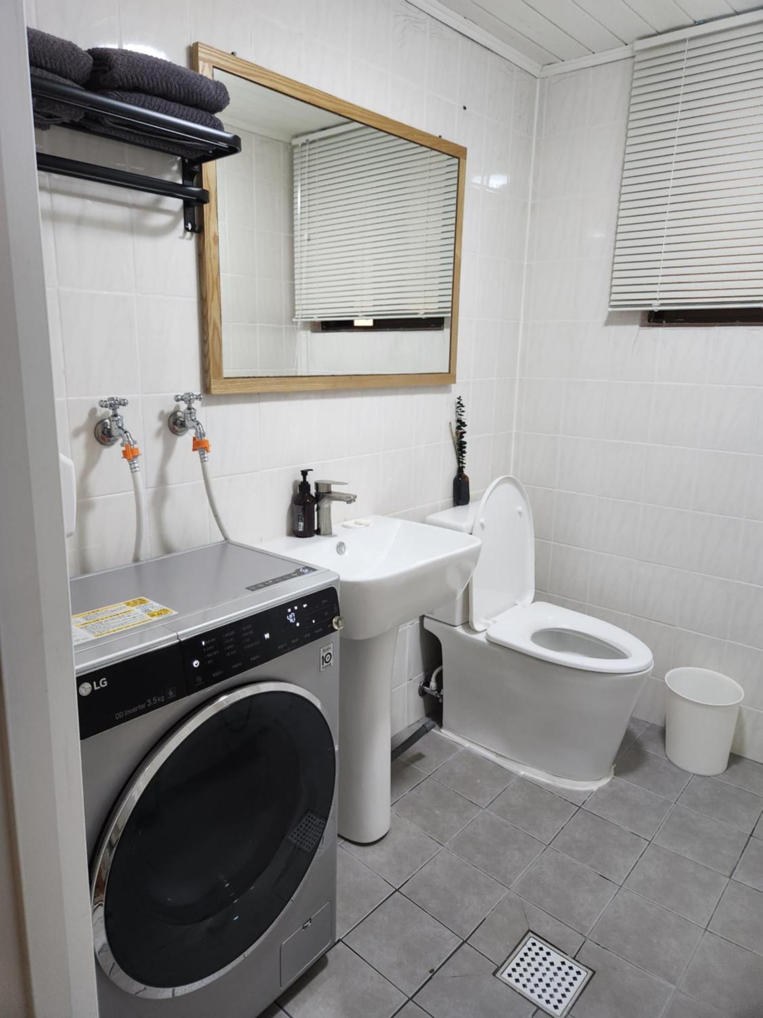 Taera Myeongdong Apartment Seoul